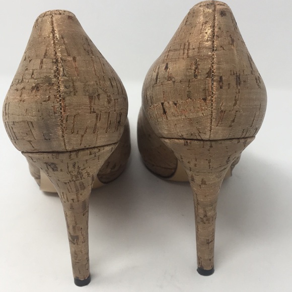 Stuart Weitzman Bronze Cork-look Pumps - Picture 3 of 13